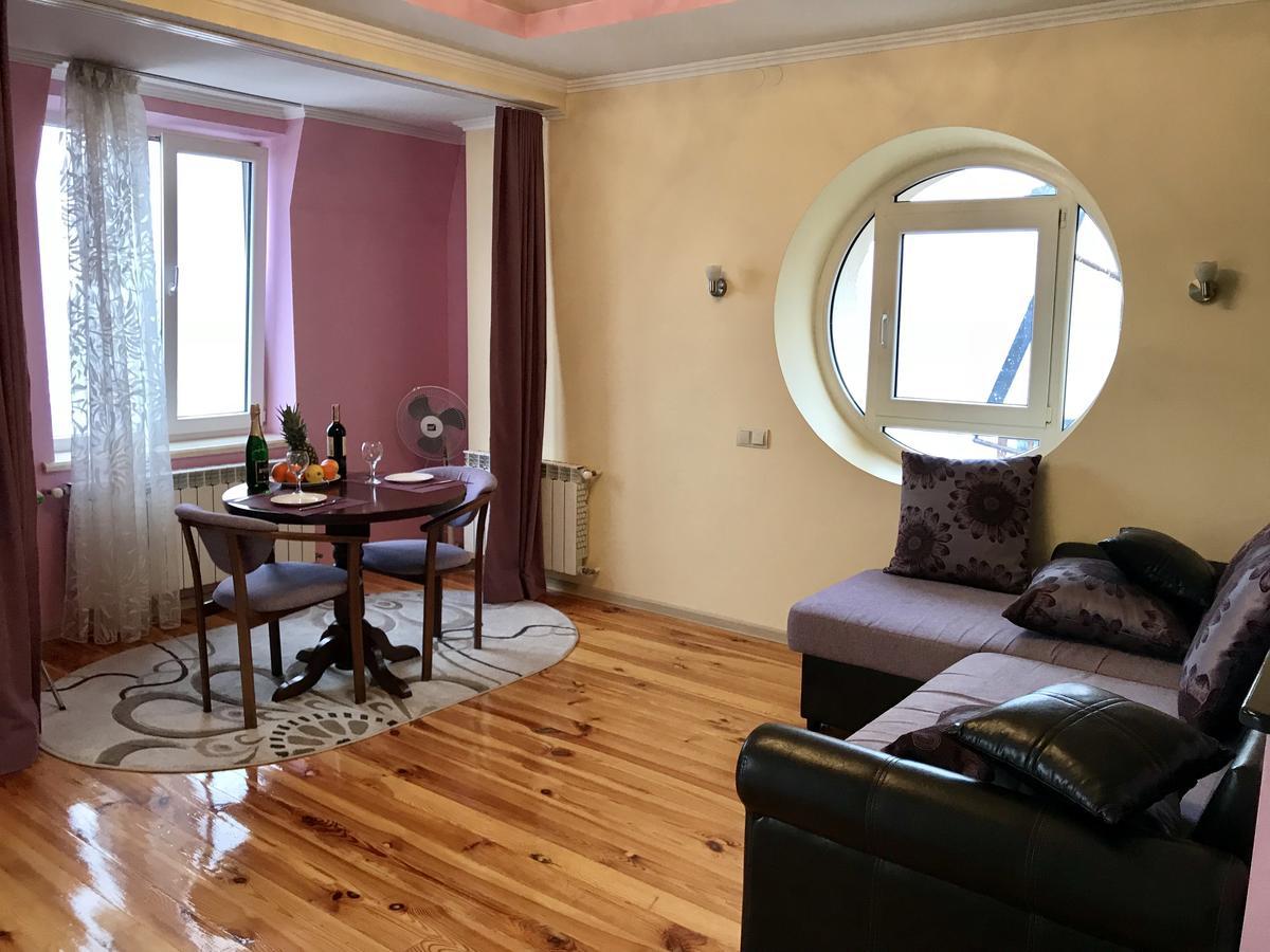 Apartments In The Center Truskavec' Esterno foto